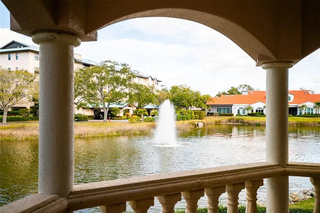 $525,000 | 5420 Eagles Point Circle, Unit 304, Sarasota, FL 34231