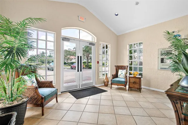 $525,000 | 5420 Eagles Point Circle, Unit 304, Sarasota, FL 34231
