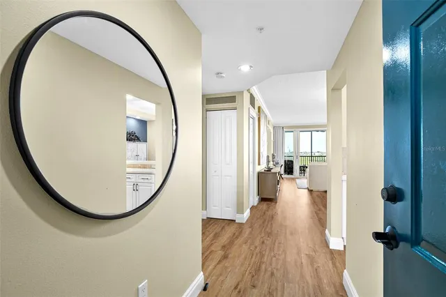 $525,000 | 5420 Eagles Point Circle, Unit 304, Sarasota, FL 34231