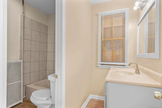 $1,650 | 155 Babcock Street, Hartford, CT 06106