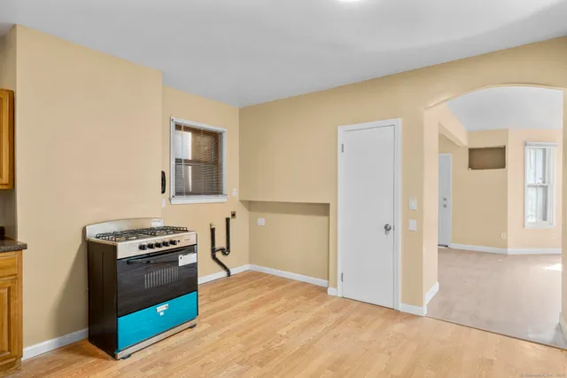 $1,650 | 155 Babcock Street, Hartford, CT 06106