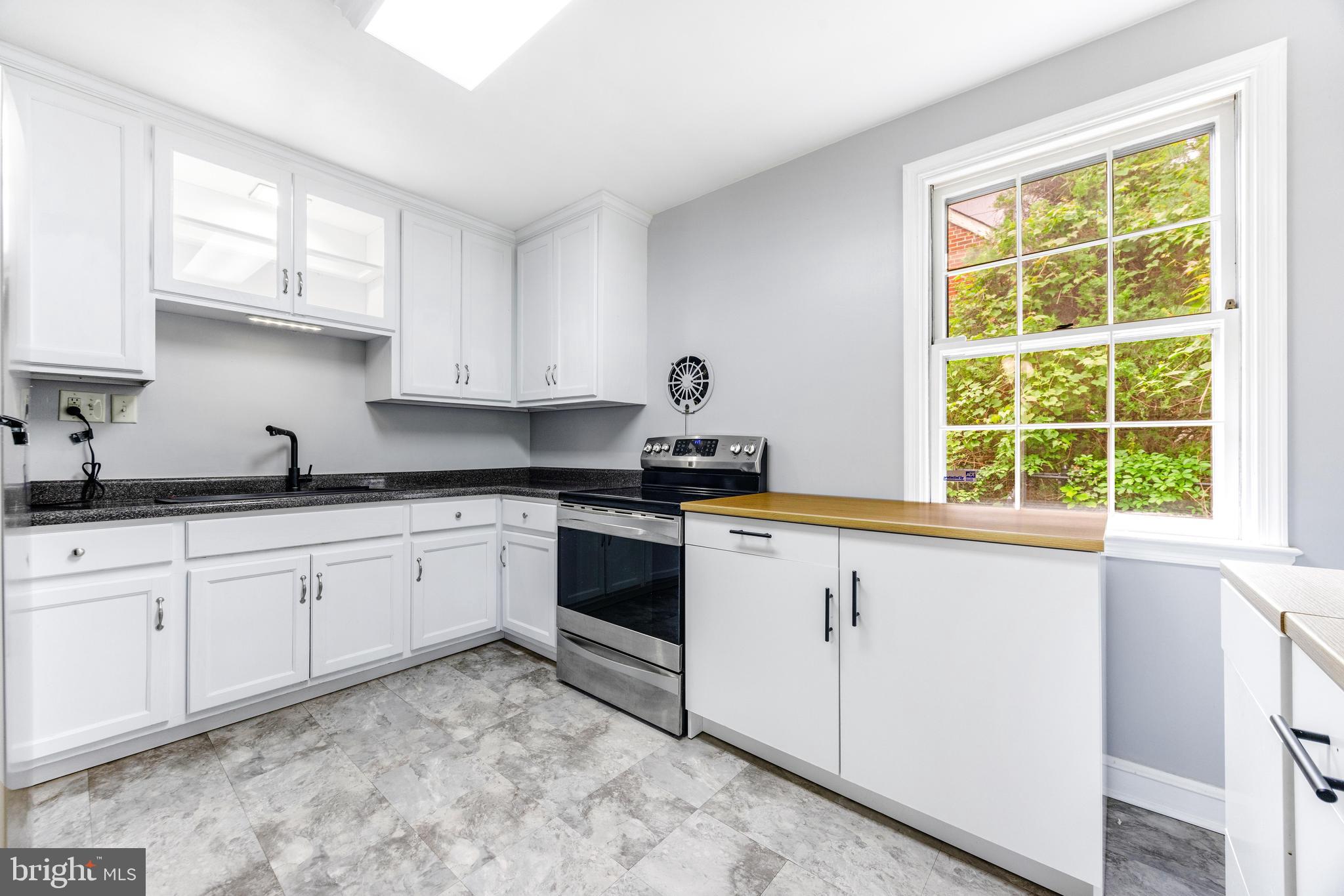 1417 Glendale Road Baltimore, MD 21239 - Photo 12 of 45