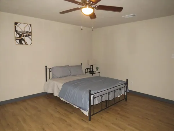 $2,600 | 12069 Joyce Lane, Roanoke, TX 76262