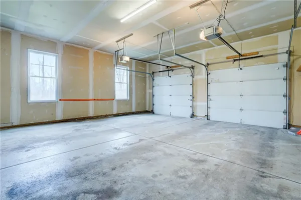 $524,900 | 16010 Brown Schoolhouse Road, Clarendon, NY 14470