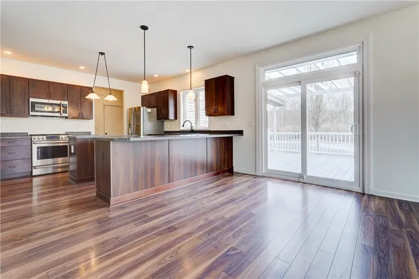 $524,900 | 16010 Brown Schoolhouse Road, Clarendon, NY 14470