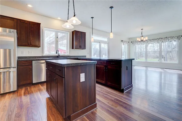 $524,900 | 16010 Brown Schoolhouse Road, Clarendon, NY 14470