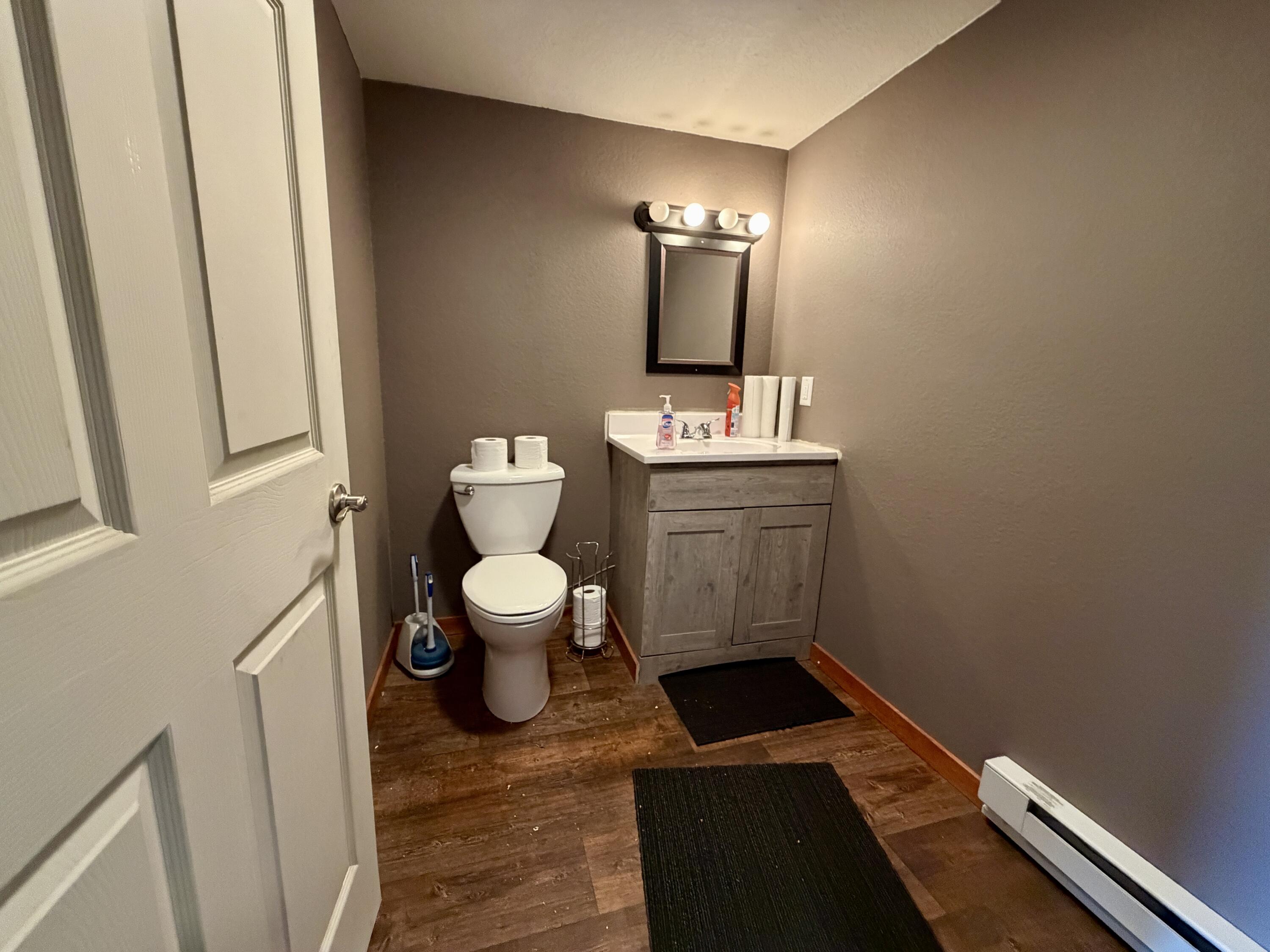 396-398 North 20th Street Springfield, MI 49037 - Photo 23 of 27 IMG_4525