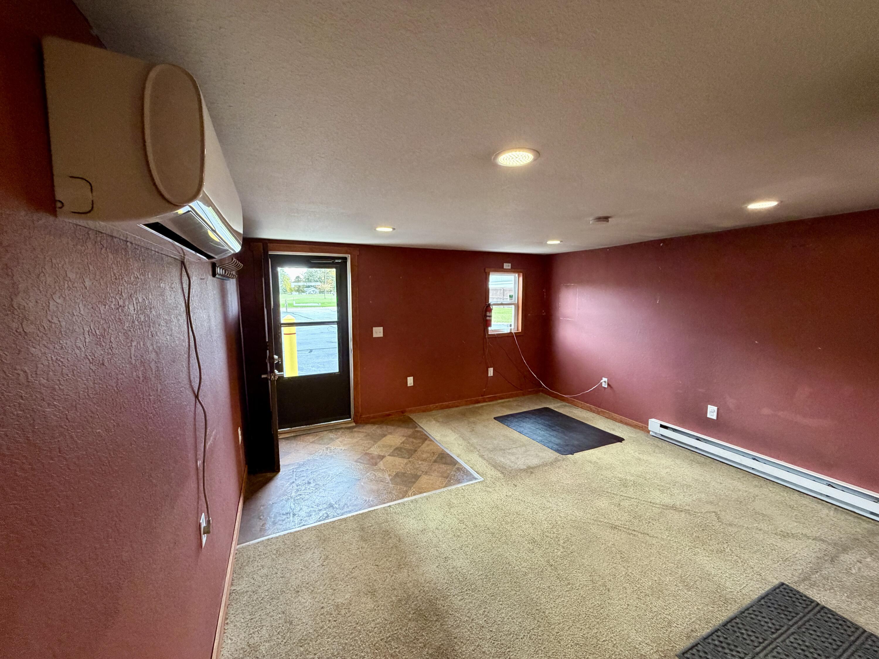 396-398 North 20th Street Springfield, MI 49037 - Photo 24 of 27 IMG_4526