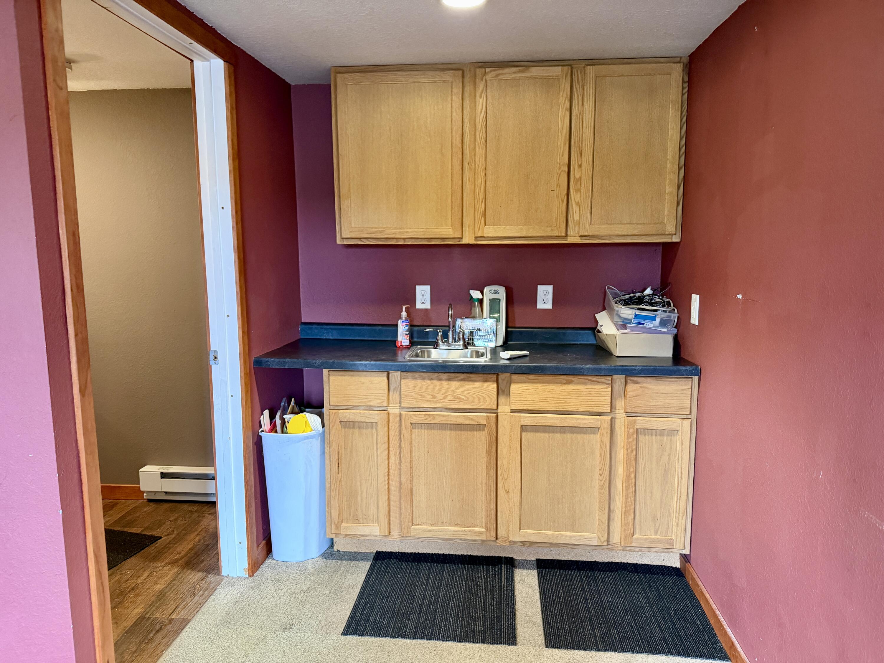 396-398 North 20th Street Springfield, MI 49037 - Photo 25 of 27 IMG_4527