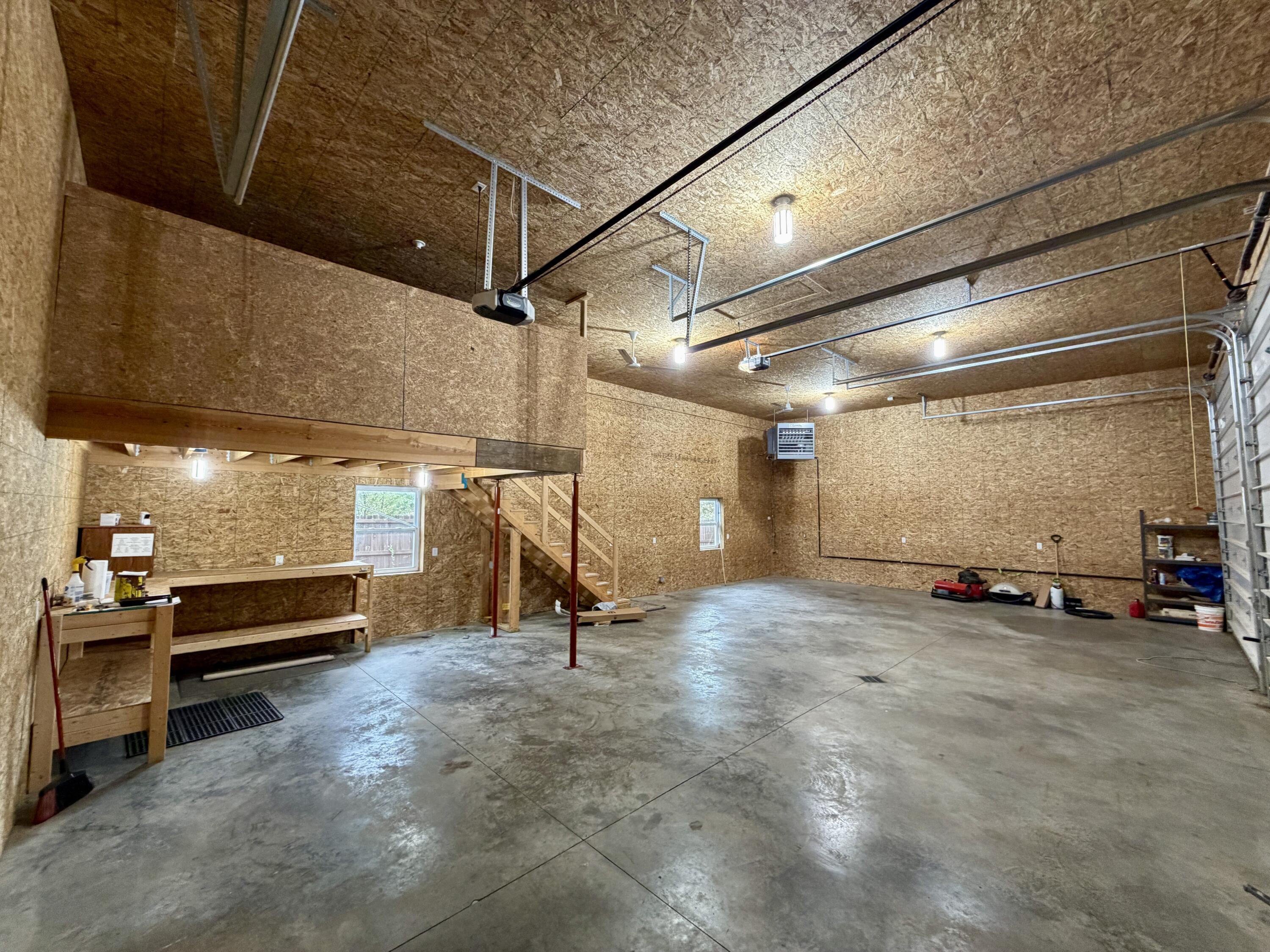 396-398 North 20th Street Springfield, MI 49037 - Photo 6 of 27 IMG_4519