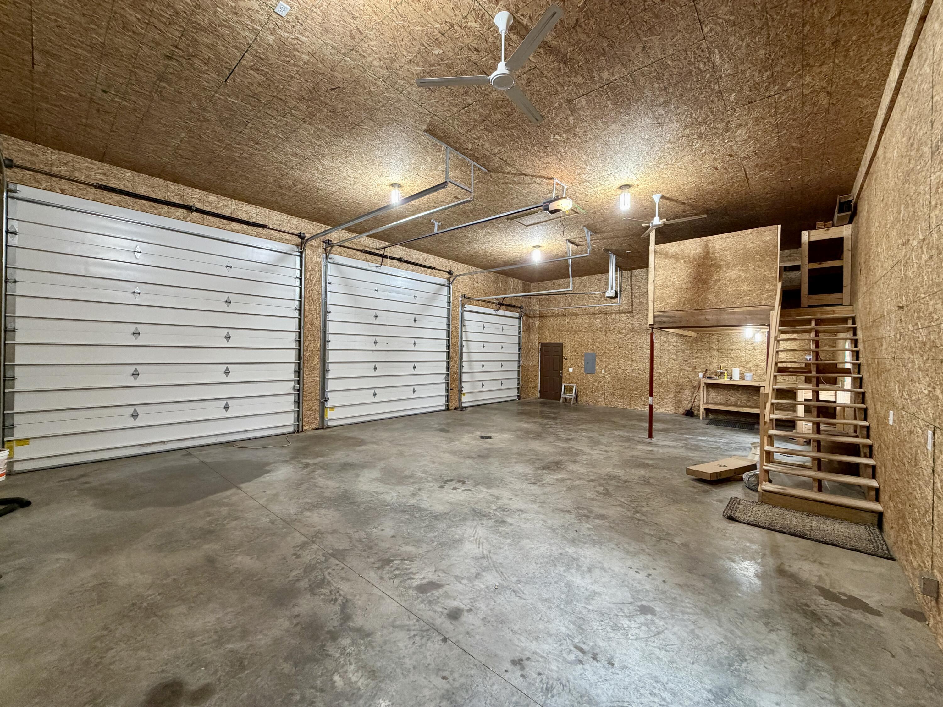 396-398 North 20th Street Springfield, MI 49037 - Photo 7 of 27 IMG_4521