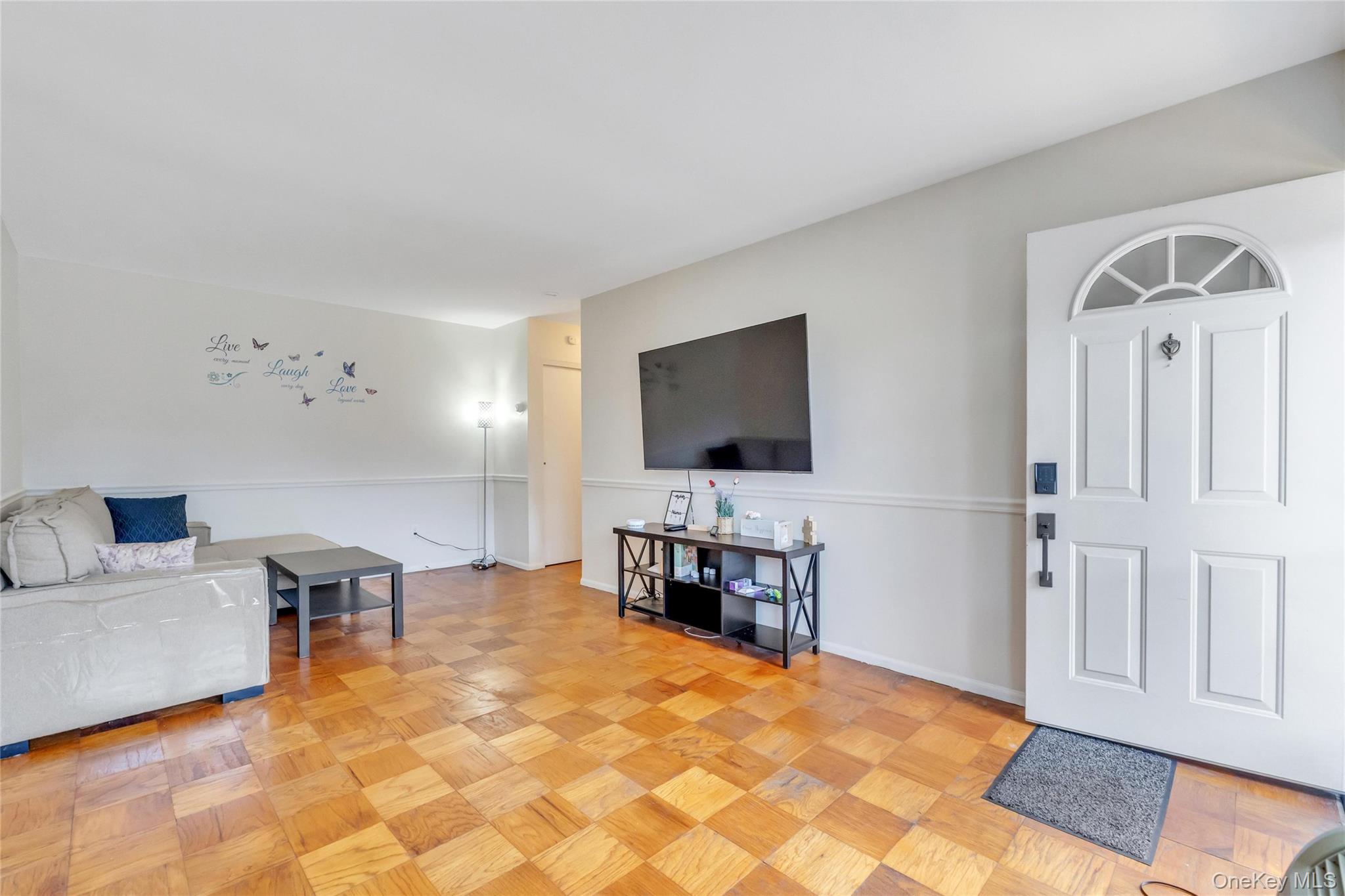 315 Hicksville Road, Unit 1 Bethpage, NY 11714 - Photo 3 of 15