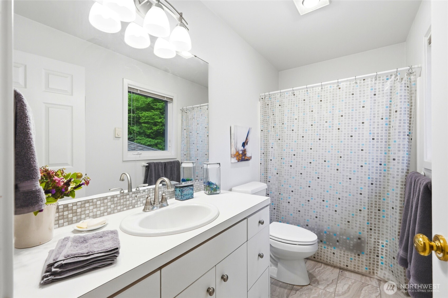 250 Heather Road Everett, WA 98203 - Photo 30 of 39 Gallery Image 30