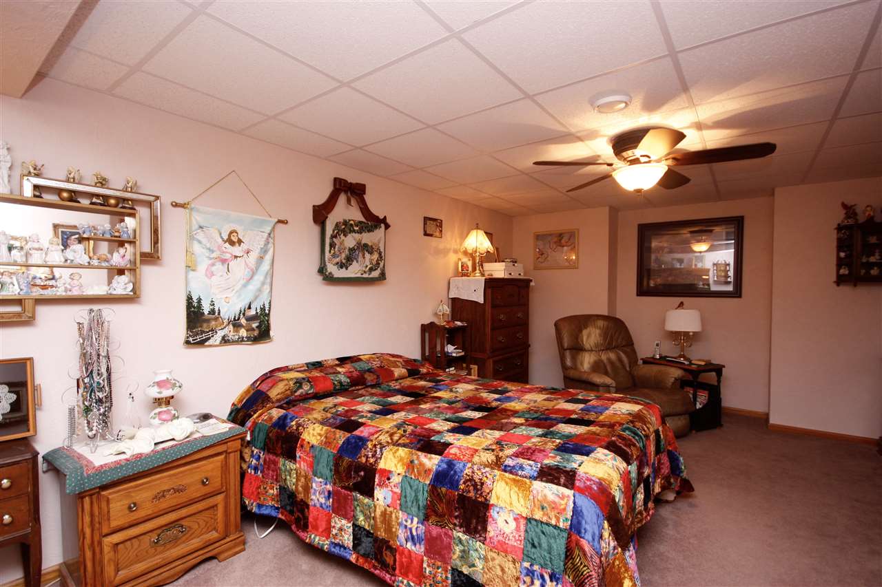 7576 Pin Oak Road Manito, IL 61546 - Photo 29 of 36 Gallery Image 29