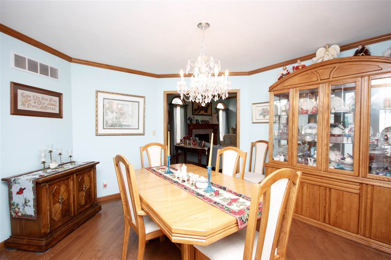 7576 Pin Oak Road Manito, IL 61546 - Photo 8 of 36 Gallery Image 8
