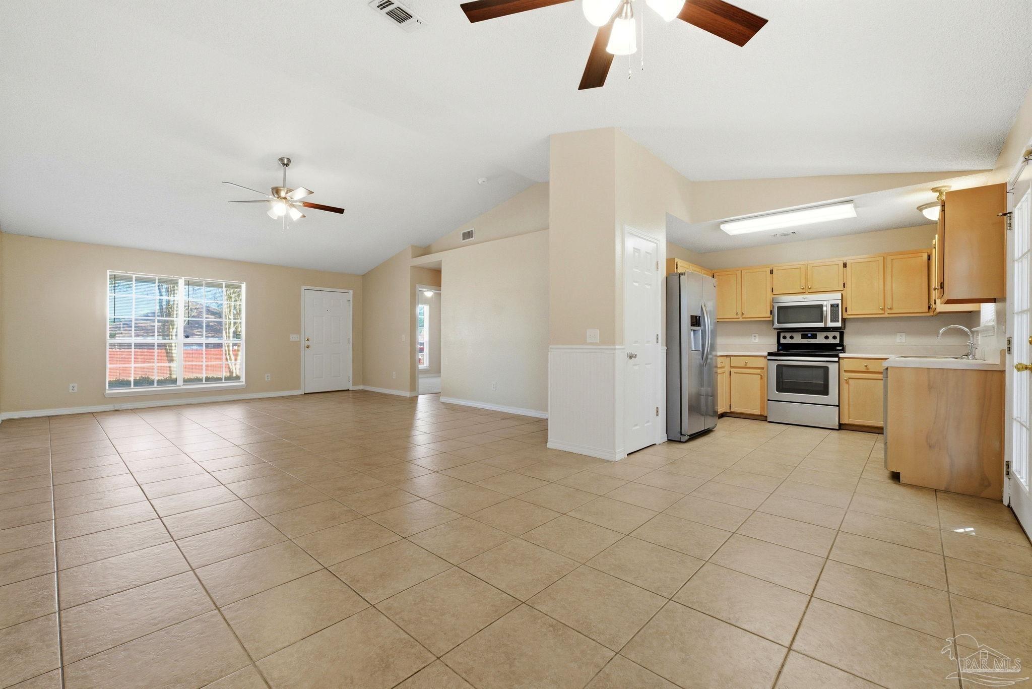 7301 Copter Lane Milton, FL 32570 - Photo 13 of 39