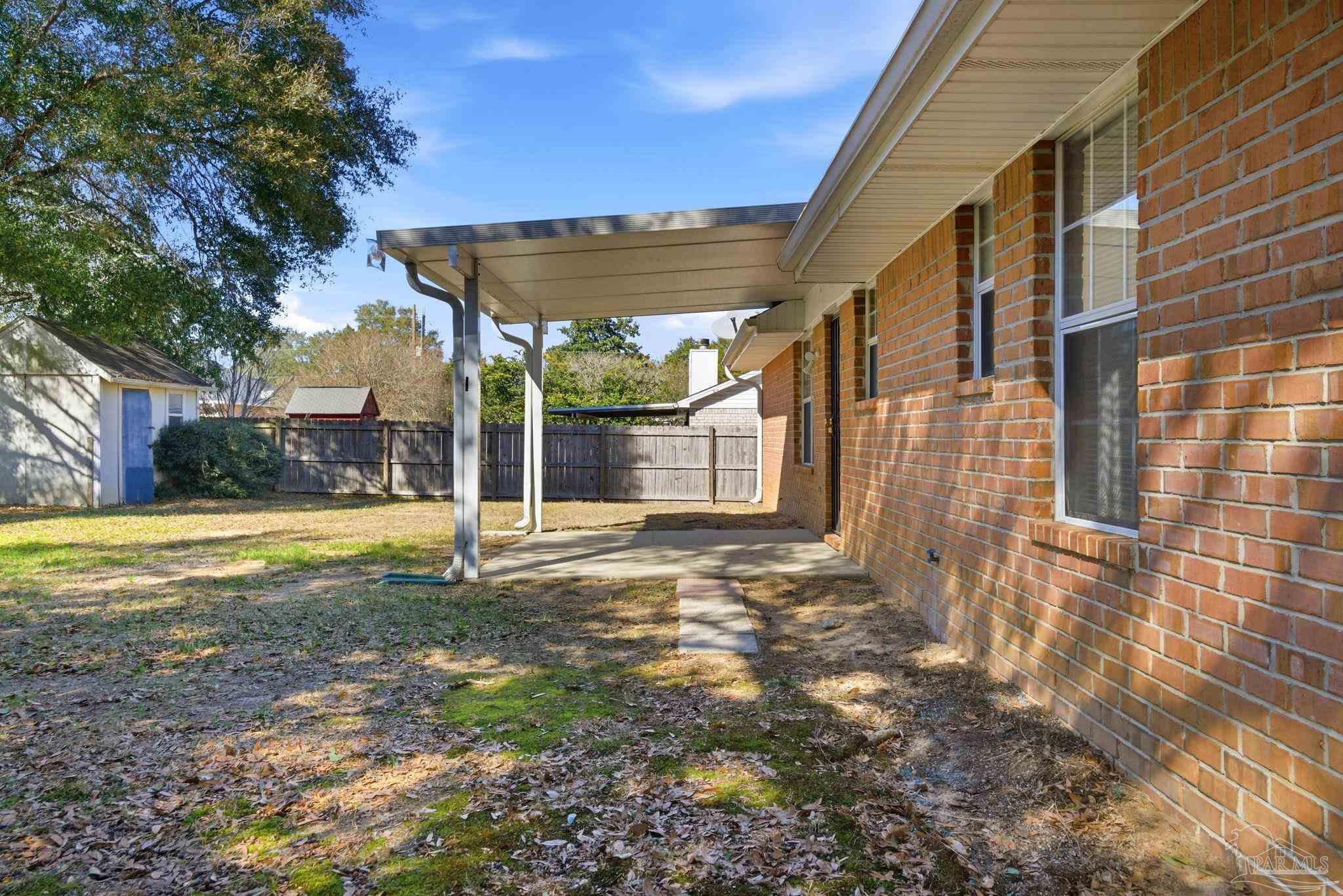 7301 Copter Lane Milton, FL 32570 - Photo 35 of 39