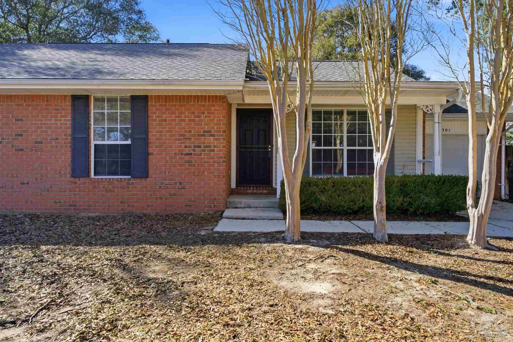 7301 Copter Lane Milton, FL 32570 - Photo 4 of 39