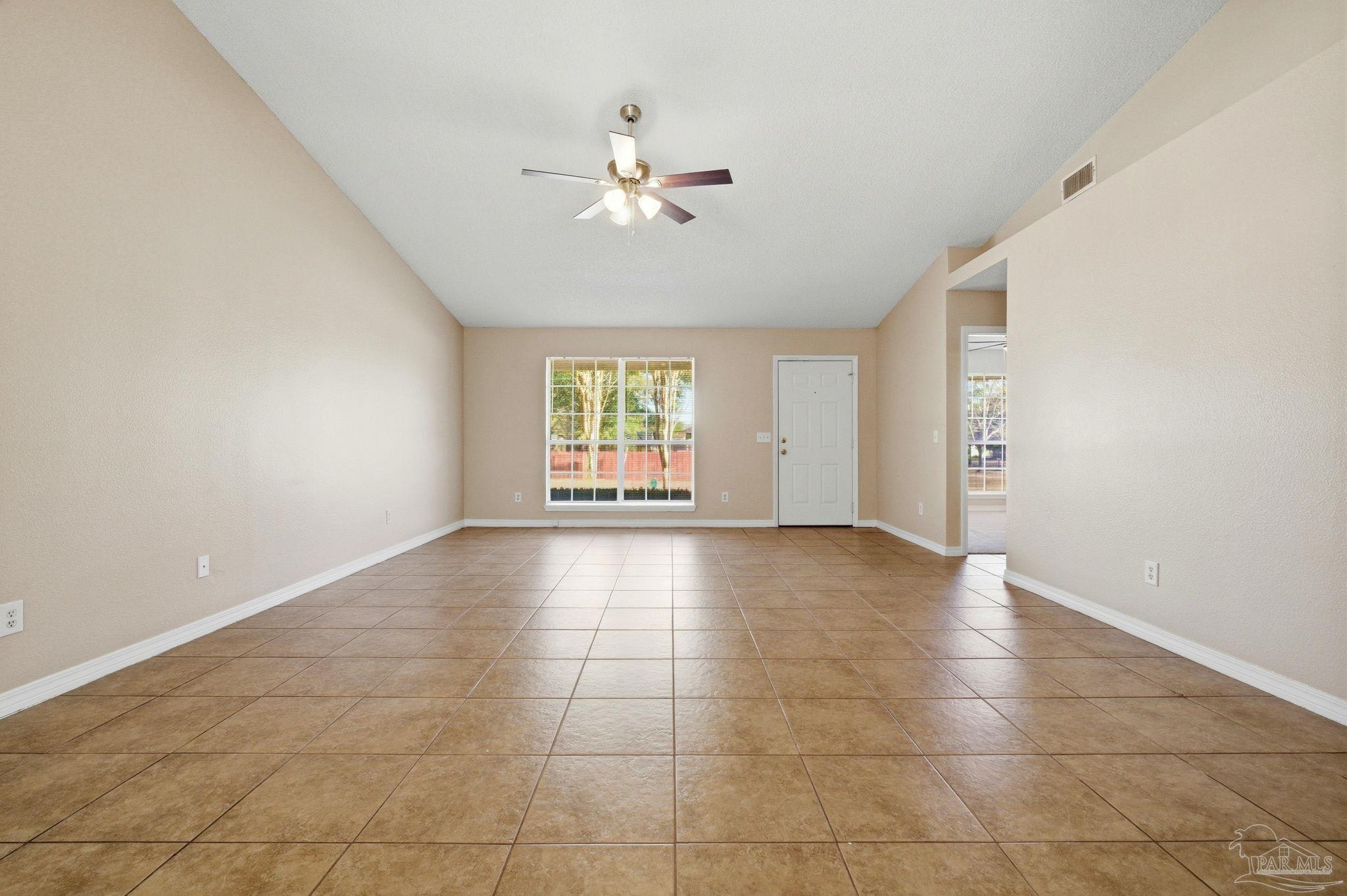 7301 Copter Lane Milton, FL 32570 - Photo 9 of 39