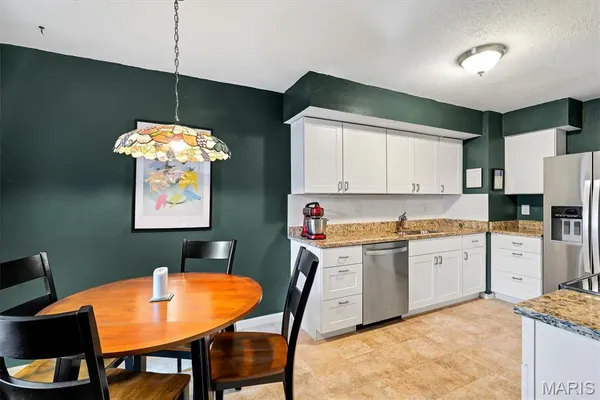 $279,900 | 603 Painted Vista Drive, Ballwin, MO 63021