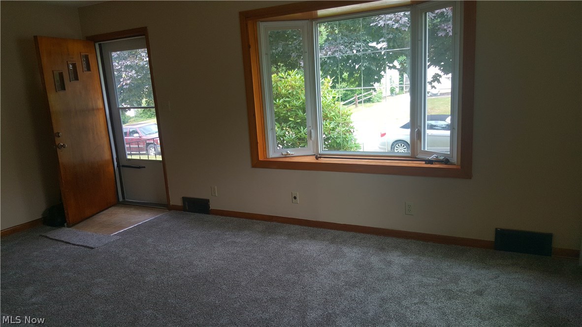 136 Hillman Road Akron, OH 44312 - Photo 9 of 21 Gallery Image 9