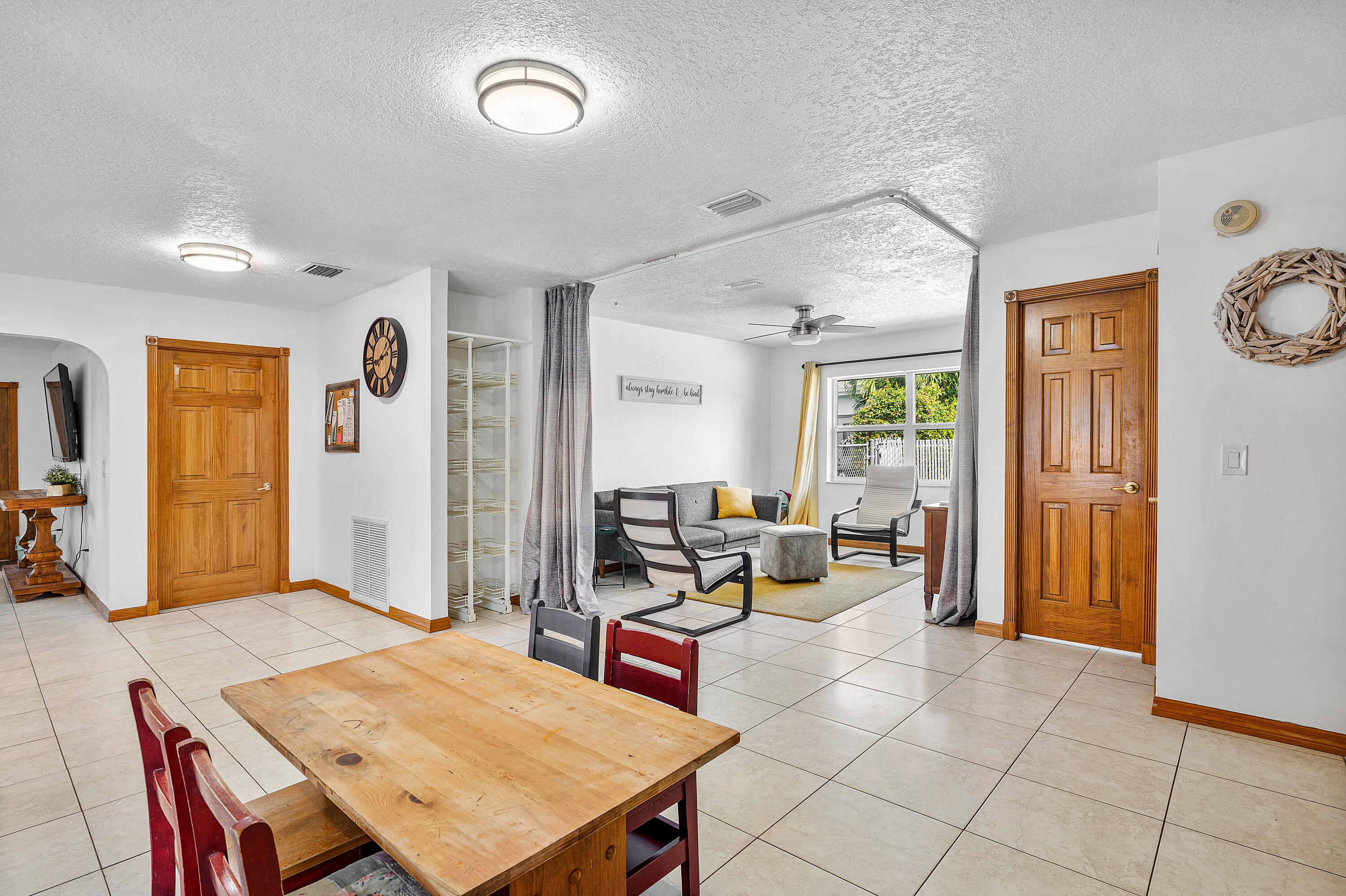 22062 Concha Avenue Boca Raton, FL 33428 - Photo 12 of 33 012-22062ConchaAvenue-BocaRaton-FL-33428