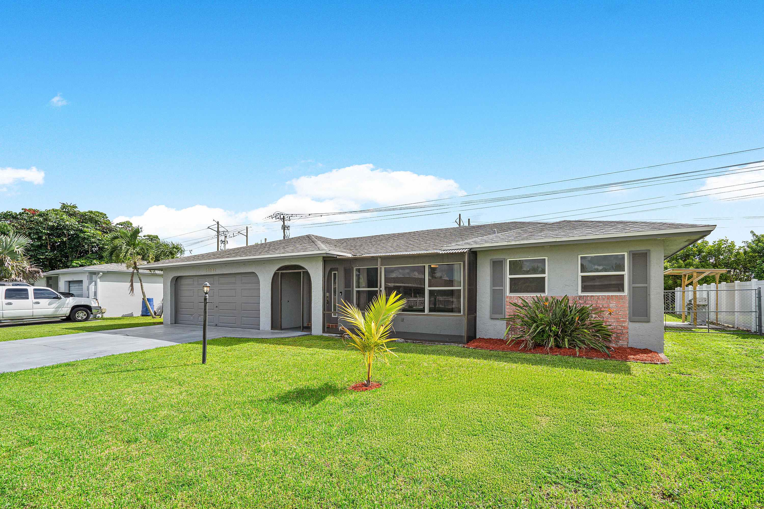 22062 Concha Avenue Boca Raton, FL 33428 - Photo 3 of 33 003-22062ConchaAvenue-BocaRaton-FL-33428