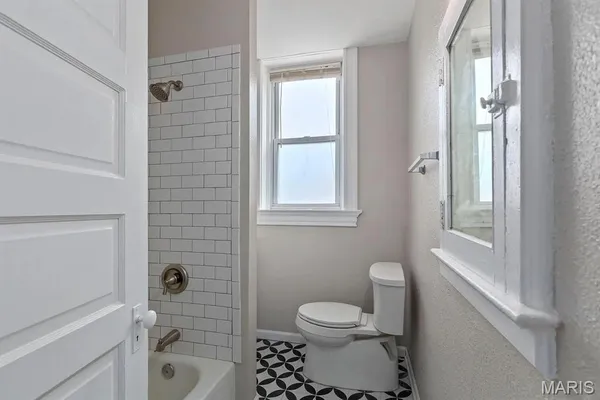$319,900 | 3343 Virginia Avenue, St. Louis, MO 63118