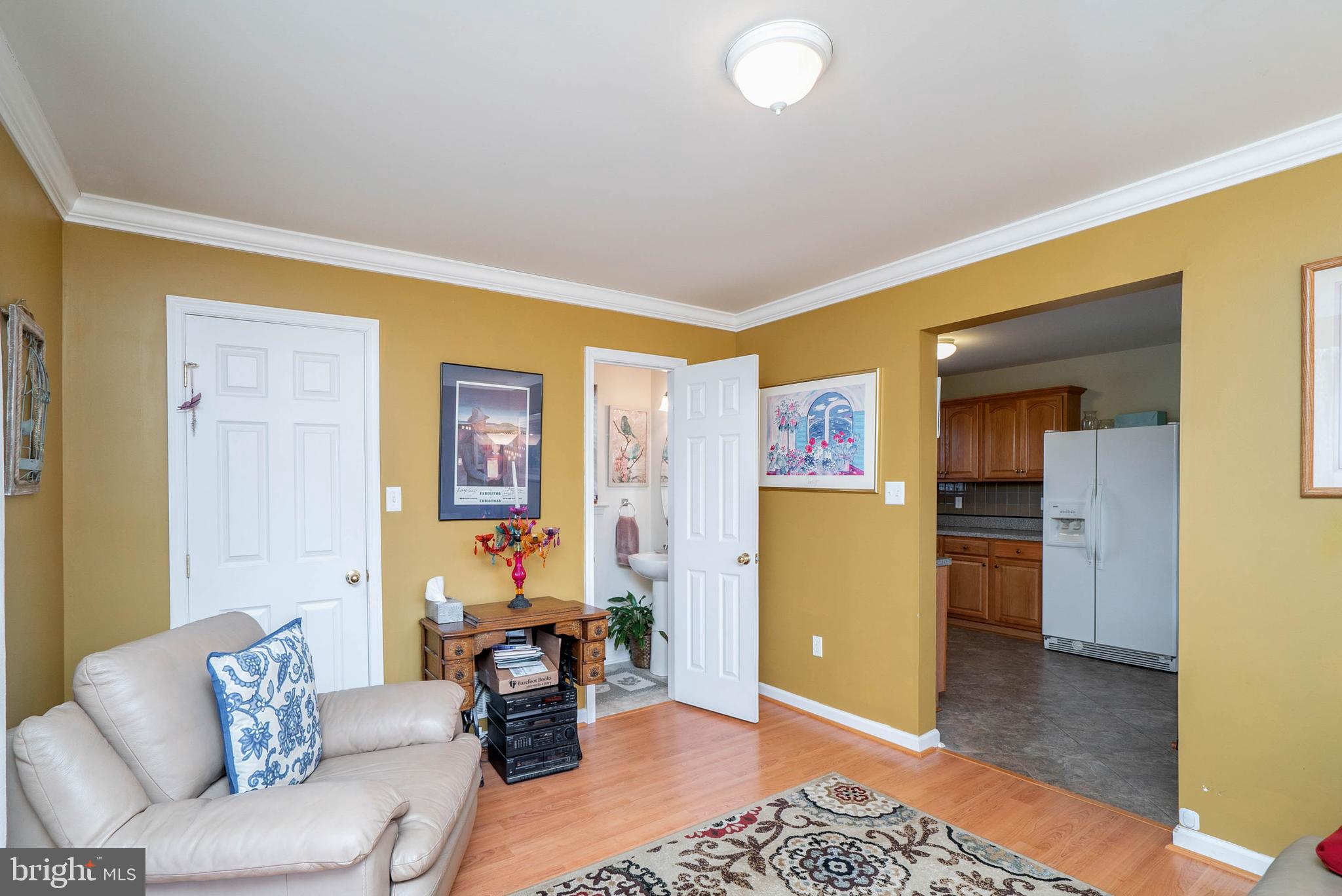 140 Roberts Road Aston, PA 19014 - Photo 17 of 35 Family Room