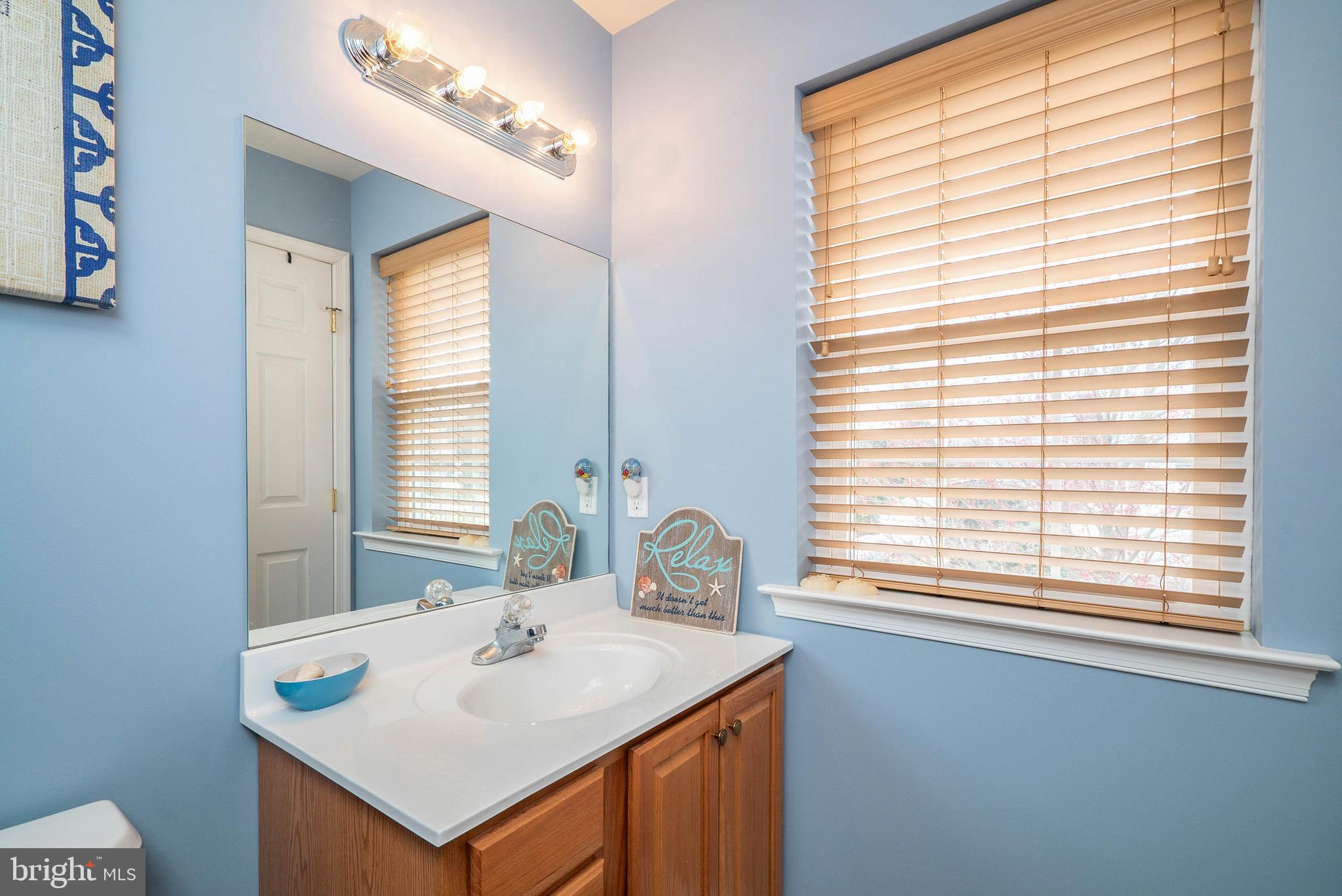 140 Roberts Road Aston, PA 19014 - Photo 23 of 35 Master Bathroom