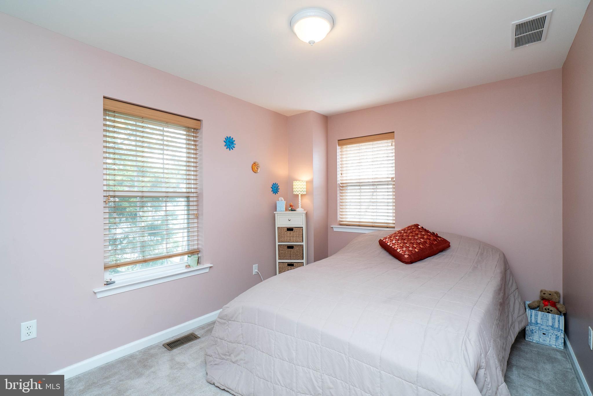 140 Roberts Road Aston, PA 19014 - Photo 25 of 35 Bedroom #2
