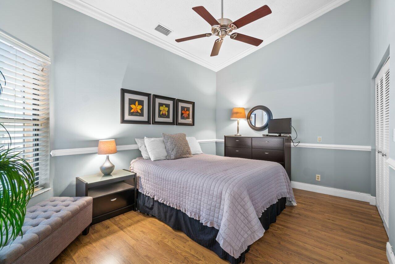 22635 Meridiana Drive Boca Raton, FL 33433 - Photo 22 of 38 Guest Bedroom