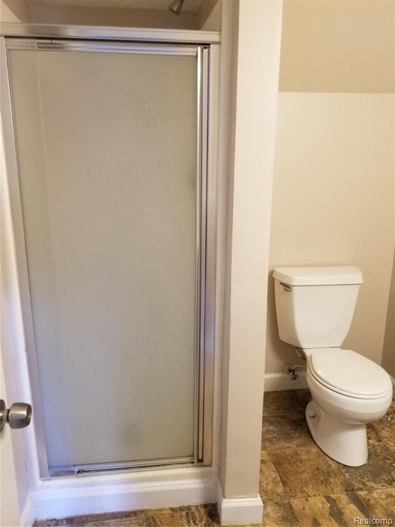 1410 South Hospital Road Waterford, MI 48327 - Photo 12 of 21
