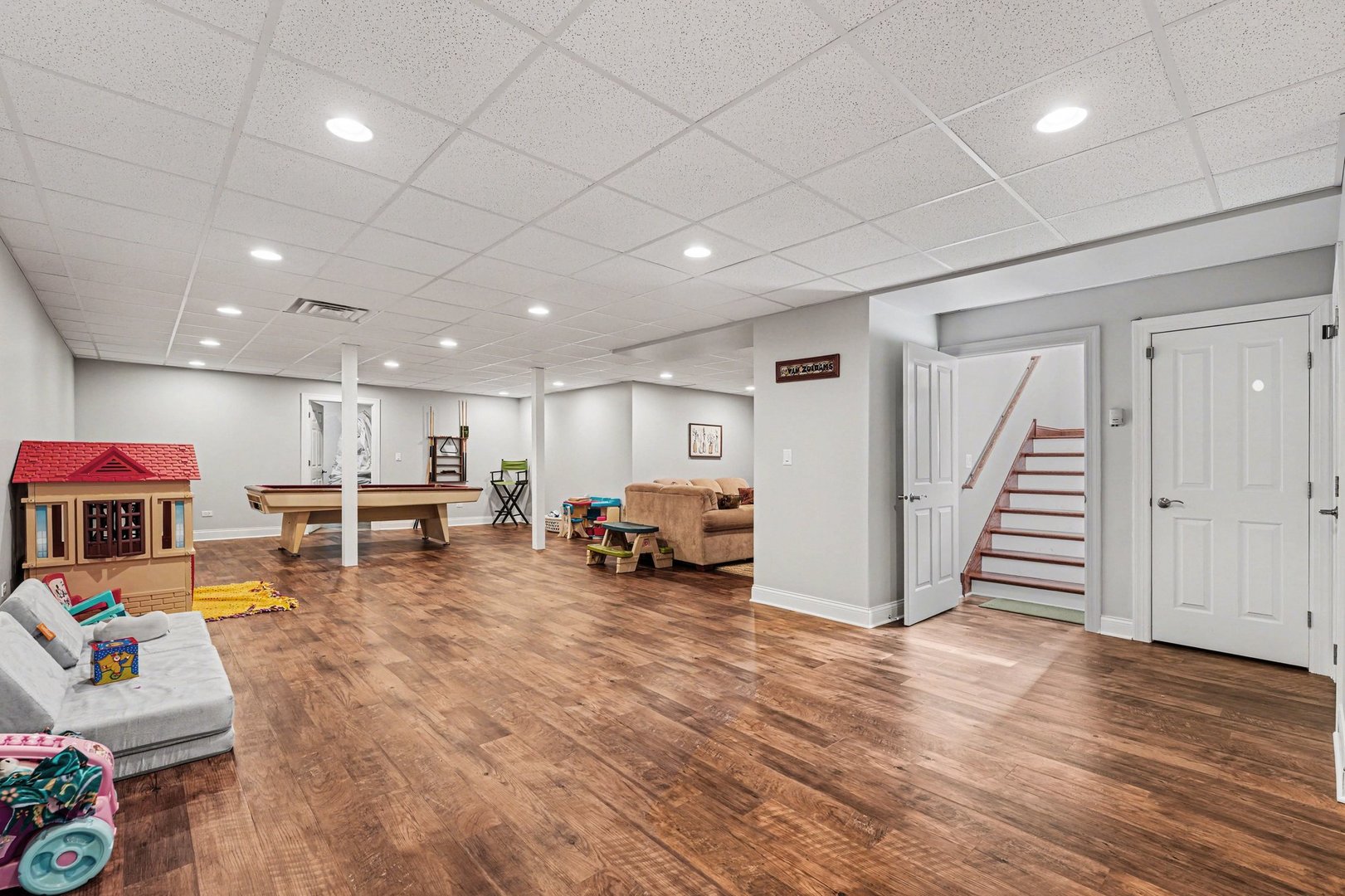 1744 East Offner Road Beecher, IL 60401 - Photo 33 of 49 a view of a room with wooden floor and furniture
