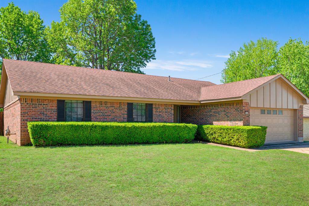 3440 Reno Drive Paris, TX 75462 - Photo 1 of 16