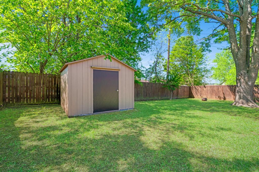 3440 Reno Drive Paris, TX 75462 - Photo 13 of 16