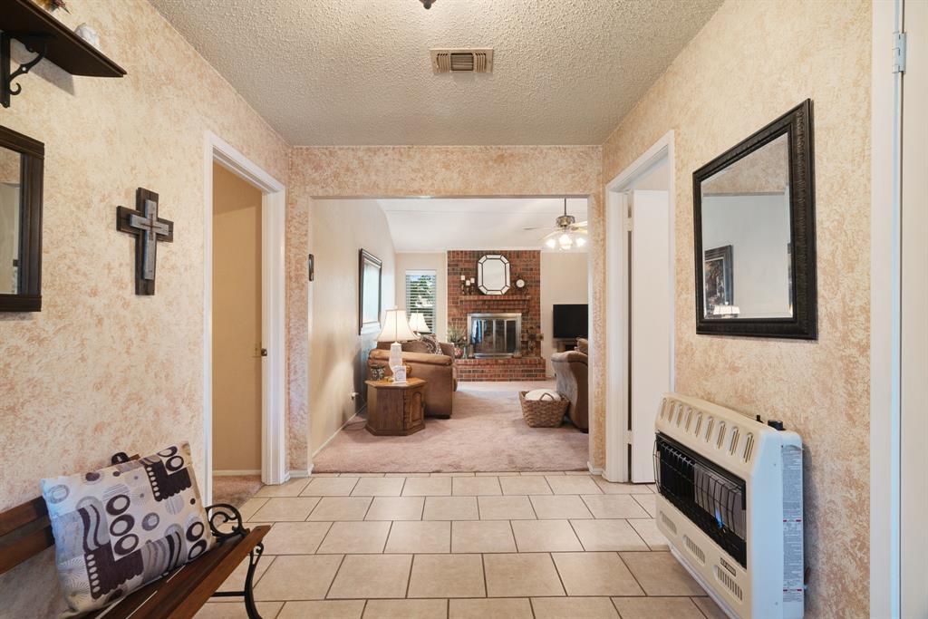 3440 Reno Drive Paris, TX 75462 - Photo 2 of 16