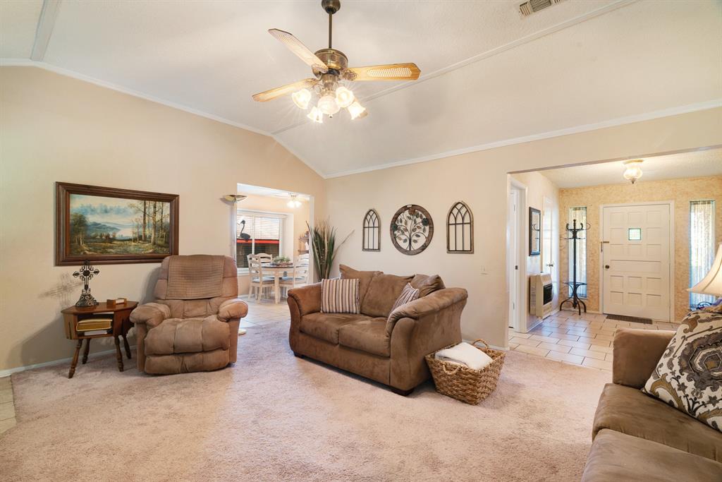 3440 Reno Drive Paris, TX 75462 - Photo 3 of 16