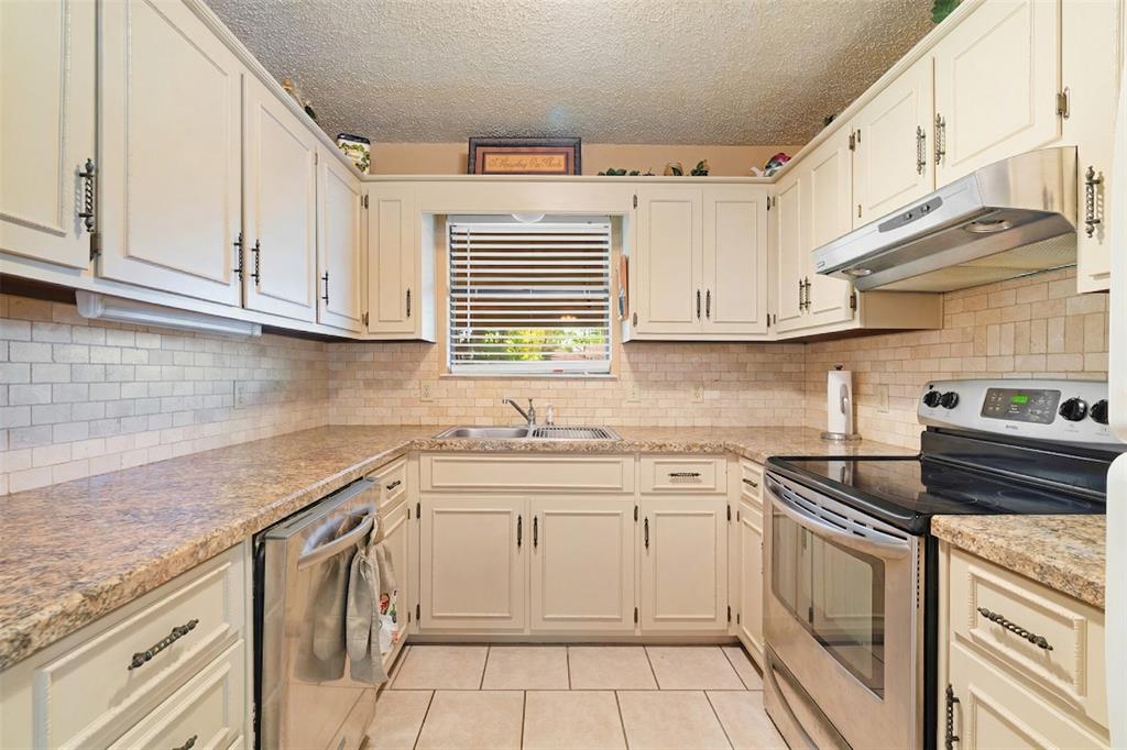 3440 Reno Drive Paris, TX 75462 - Photo 5 of 16