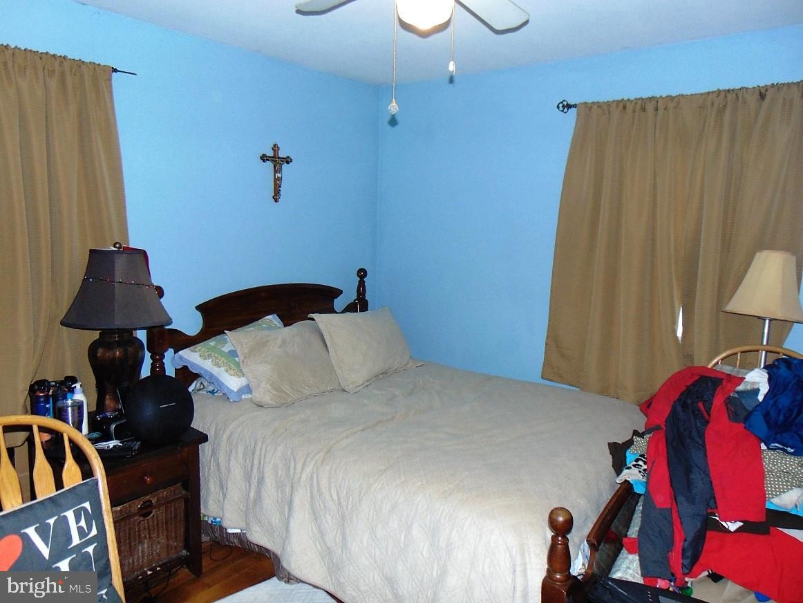 1920 Ridgeville Road Edgewater, MD 21037 - Photo 11 of 20 Bedroom 2