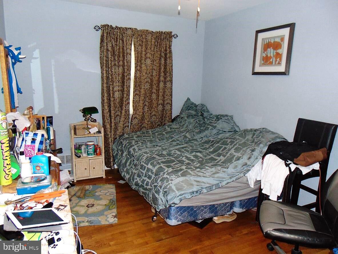 1920 Ridgeville Road Edgewater, MD 21037 - Photo 13 of 20 Bedroom 3