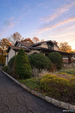 $2,100 | 466 Derby Avenue, West Haven, CT 06516