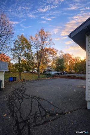 $2,100 | 466 Derby Avenue, West Haven, CT 06516