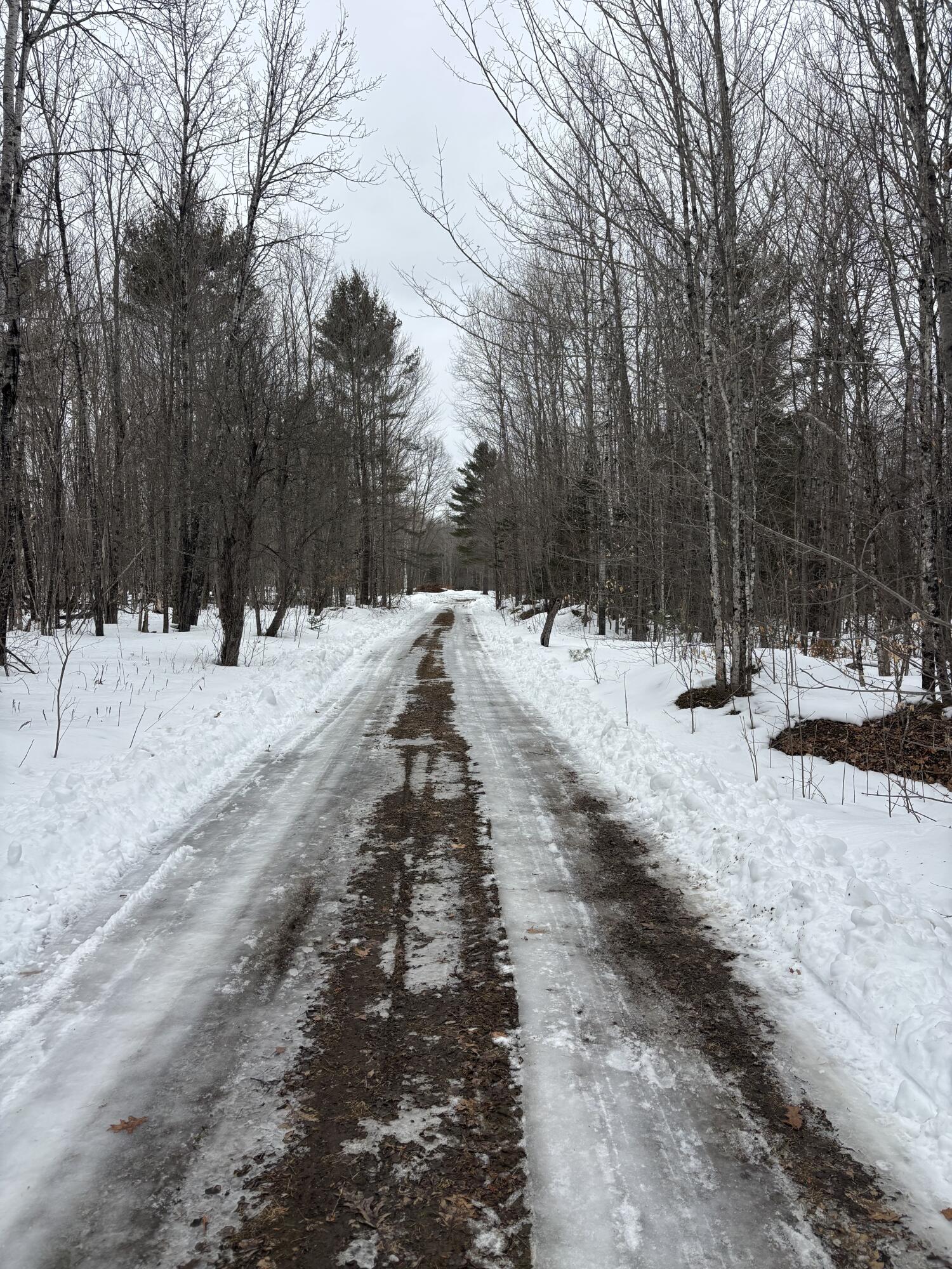 465 Powers Road Pittsfield, ME 04967 - Photo 3 of 40 IMG_6553