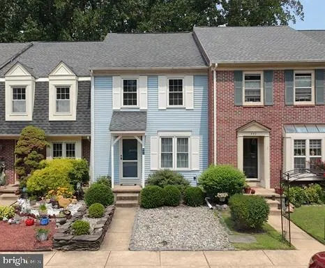 $2,275 | 441 Briar Creek Drive, Hockessin, DE 19707