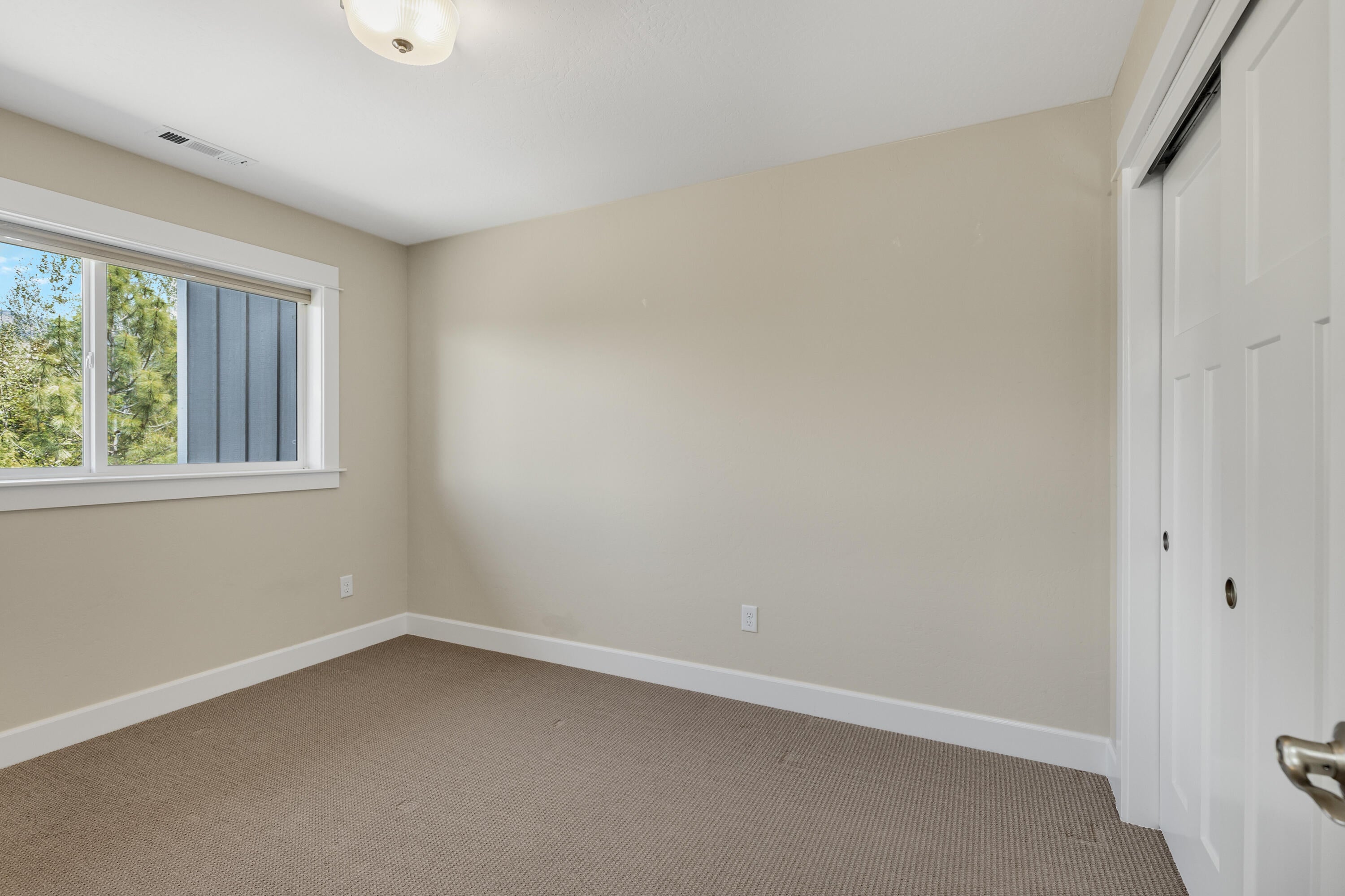 563 Plum Ridge Court Ashland, OR 97520 - Photo 34 of 39 PR(35)