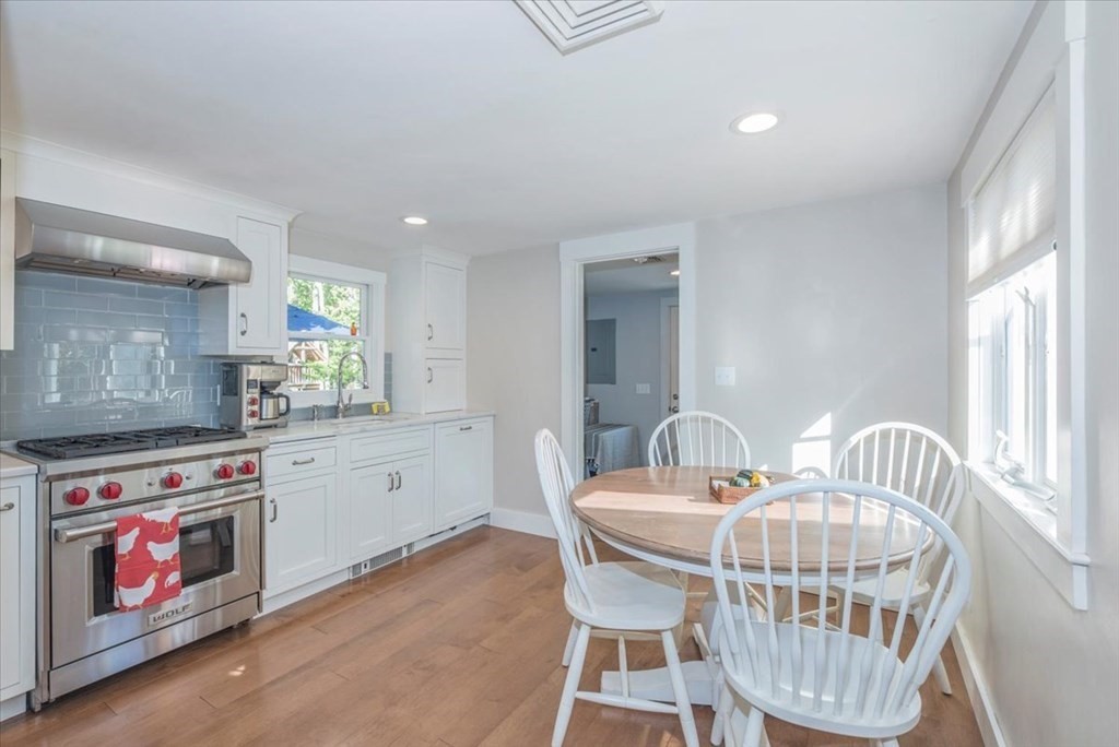59 Marion Road Rochester, MA 02770 - Photo 12 of 28