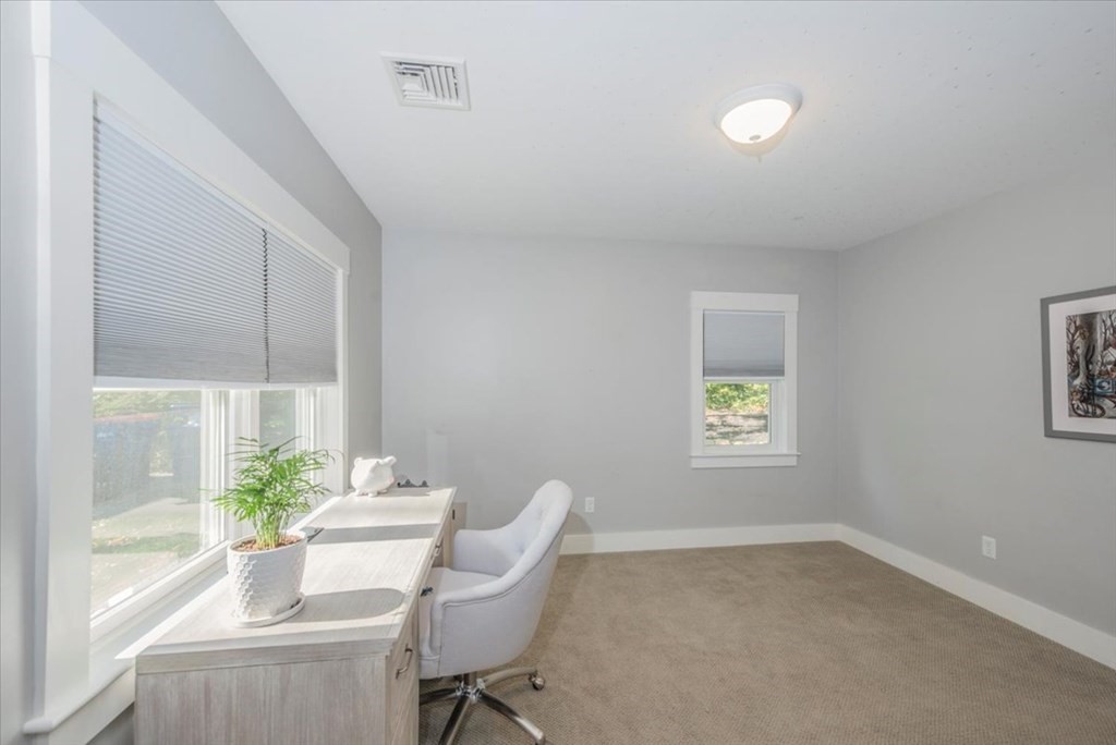 59 Marion Road Rochester, MA 02770 - Photo 14 of 28