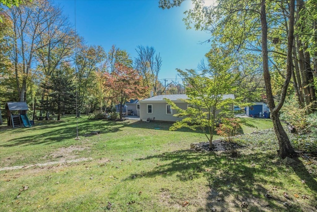 59 Marion Road Rochester, MA 02770 - Photo 25 of 28