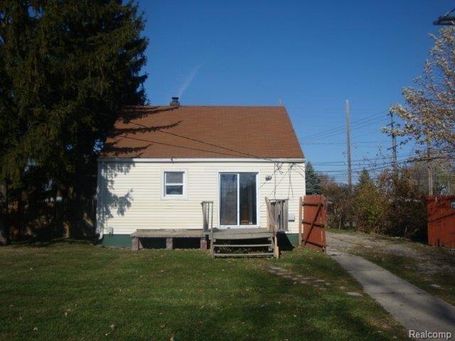 12440 East 10 Mile Road Warren, MI 48089 - Photo 2 of 5 EXTRA